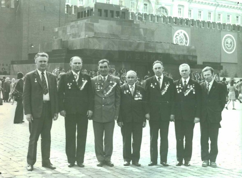 Попов П.А. в Москве, был приглашён на торжественное собрание, посвящённое 30-летию Победы советского народа в Великой Отечественной войне. 1975 год. 8 мая.